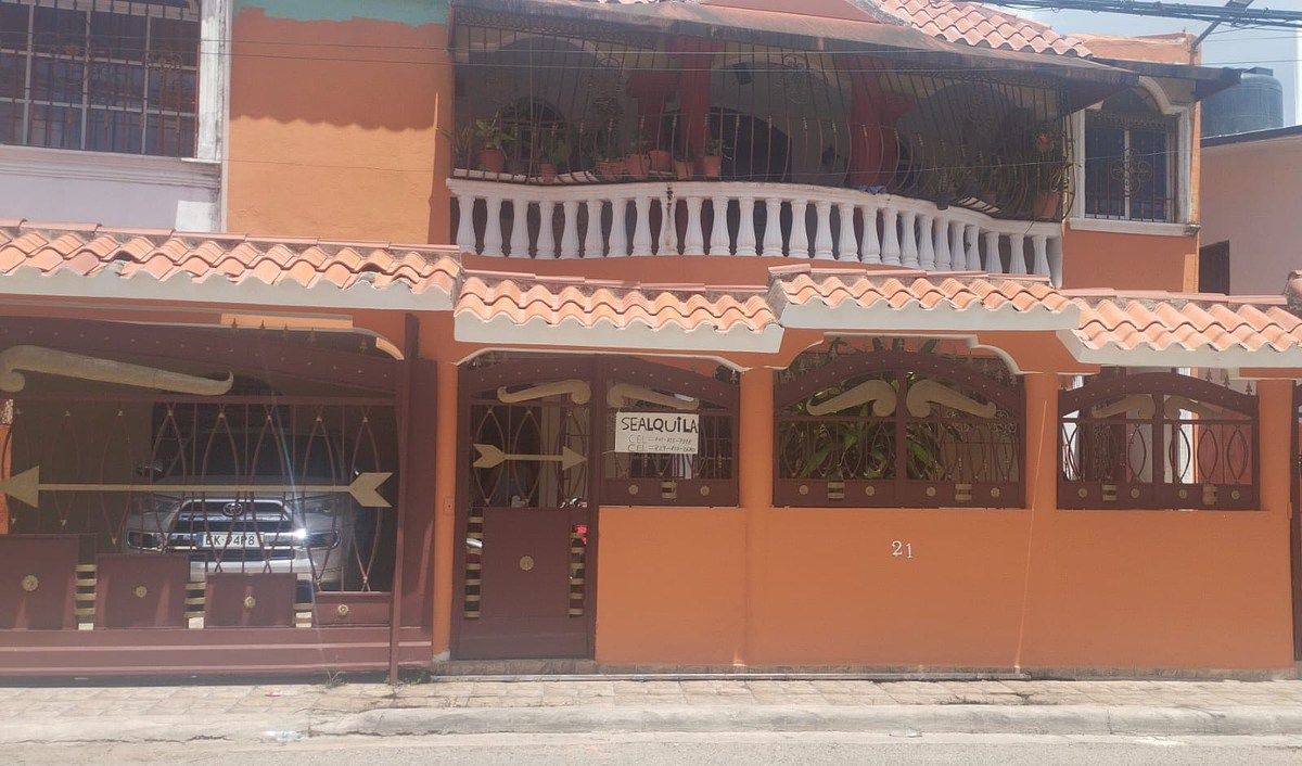 casa en alquiler en Los Tres Ojos Santo Domingo Este